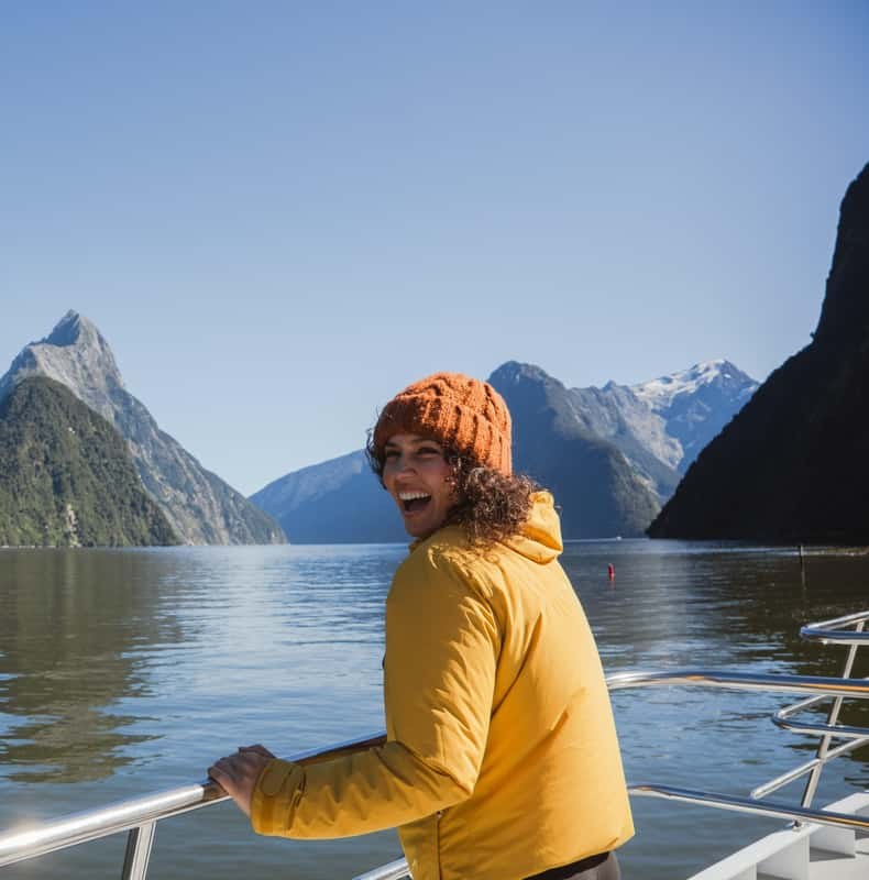 Milford Sound: Small-Group Tour from Te Anau