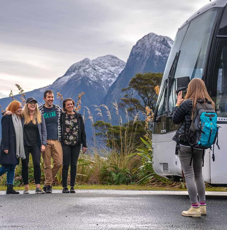 Queenstown: Milford Sound Coach & Cruise Full-Day Trip
